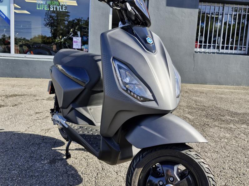 PIAGGIO 1 ACTIVE 60KM/H